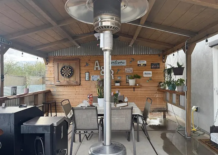 Pretty With To 2 People And Fireplace *