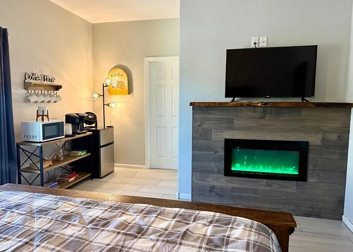 Pretty With To 2 People And Fireplace